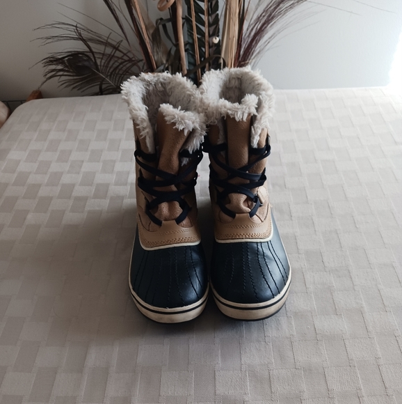 Sorel Tivoli 11 Faux Fur Suede Waterproof Boots - Picture 2 of 13